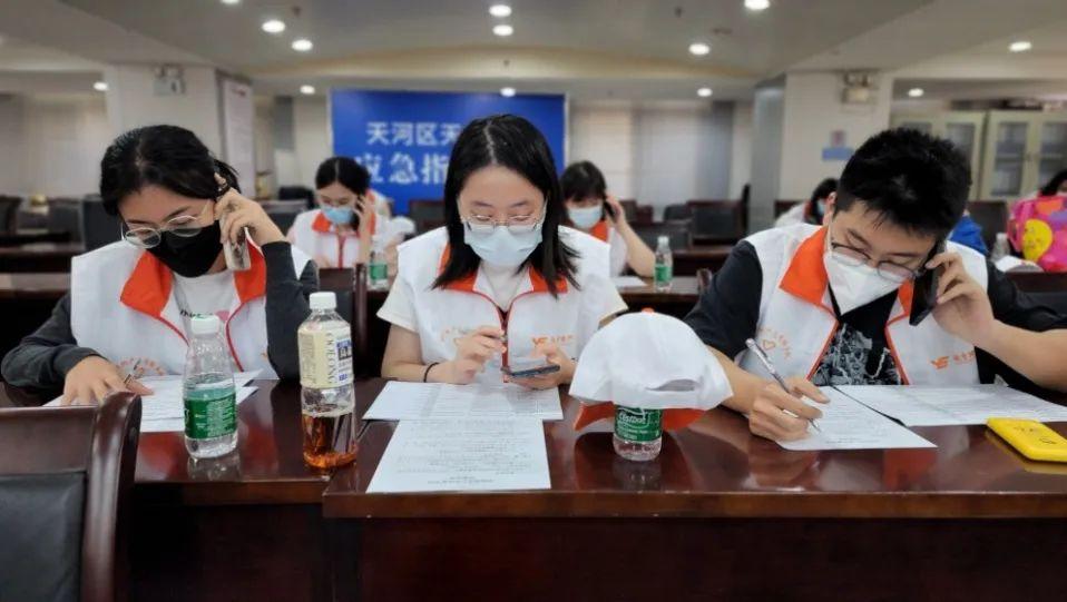 三年疫情，时代考验与历史的深刻记忆