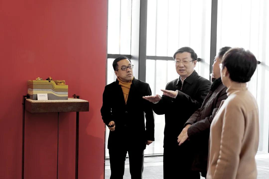 分享实测“麻友圈2贵阳捉鸡麻将有开挂的吗”详细教程辅助工具