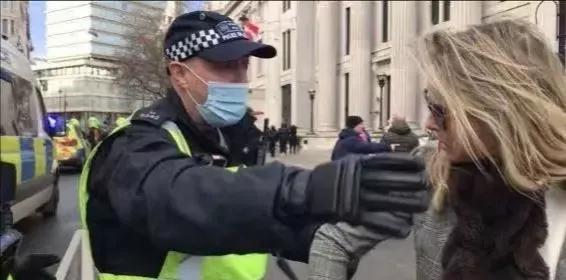 全国疫情封城始末，回望与反思之路