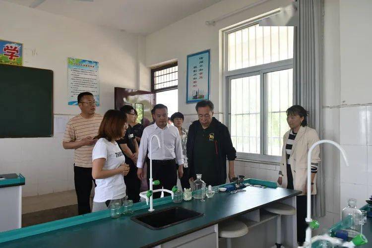 教程辅助“边锋干瞪眼怎么知道对方是否开挂”(确实是有挂)-知乎