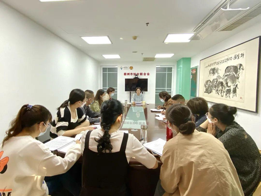 辅助开挂工具“春天扑克牌推土机能开挂吗”其实确实有挂