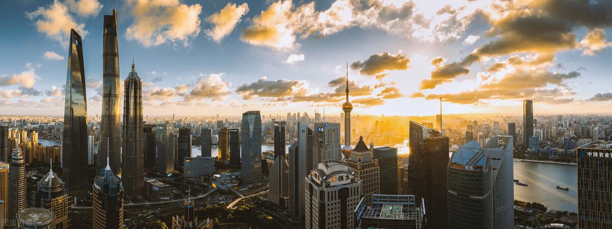 疫情最严重十个省份的应对挑战与策略分析（2021年）