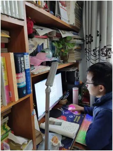 疫情期间宅家奇幻冒险，荒唐小说的宅居者冒险记
