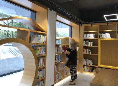 杭州与西安，疫情下的城市挑战与应对策略