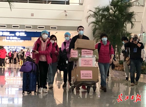武汉疫情支援人数，众志成城，共抗疫情