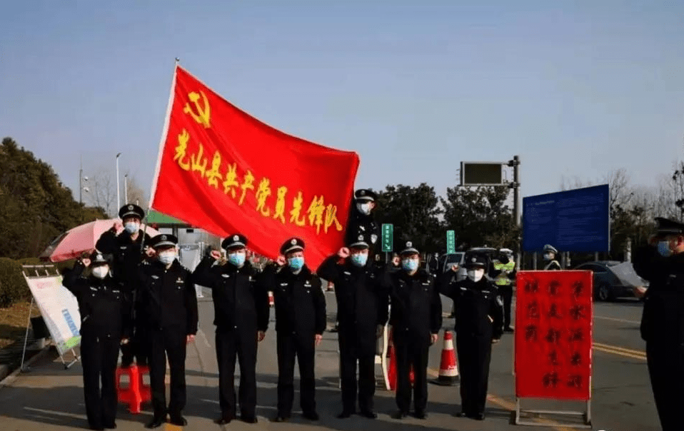 回望2020，上海疫情爆发背后的瞬间与力量