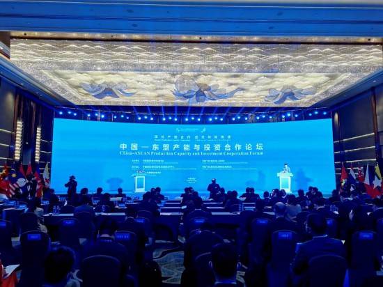 上海与安徽携手共抗疫情，挑战与希望并存