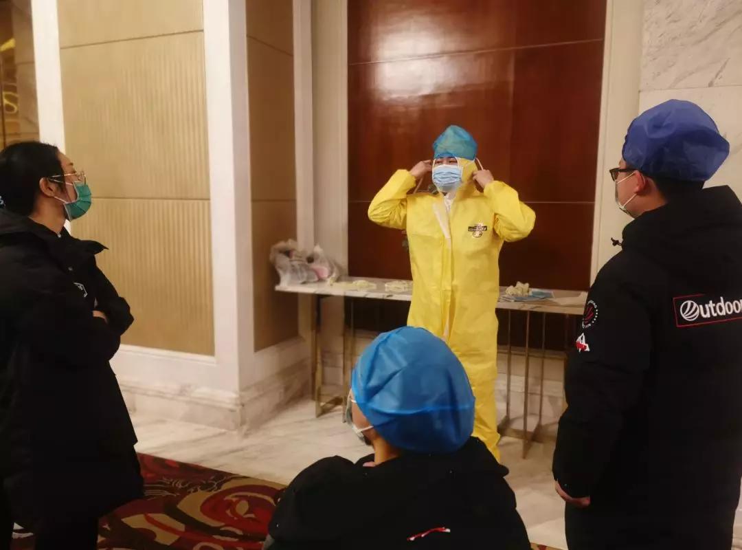 上海疫情新动向，积极应对，共克时艰时刻
