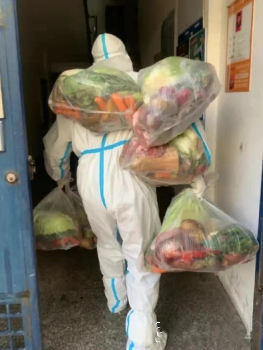 上海疫情爆发，挑战与应对策略