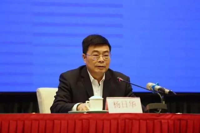 辅助开挂工具“阿拉游戏中心作弊教程”(原来确实是有挂)
