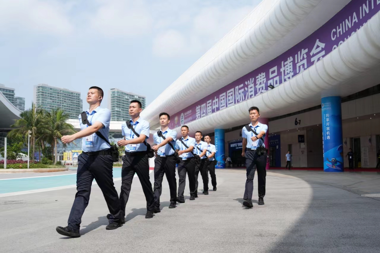 海南省海口市筑牢疫情防控防线