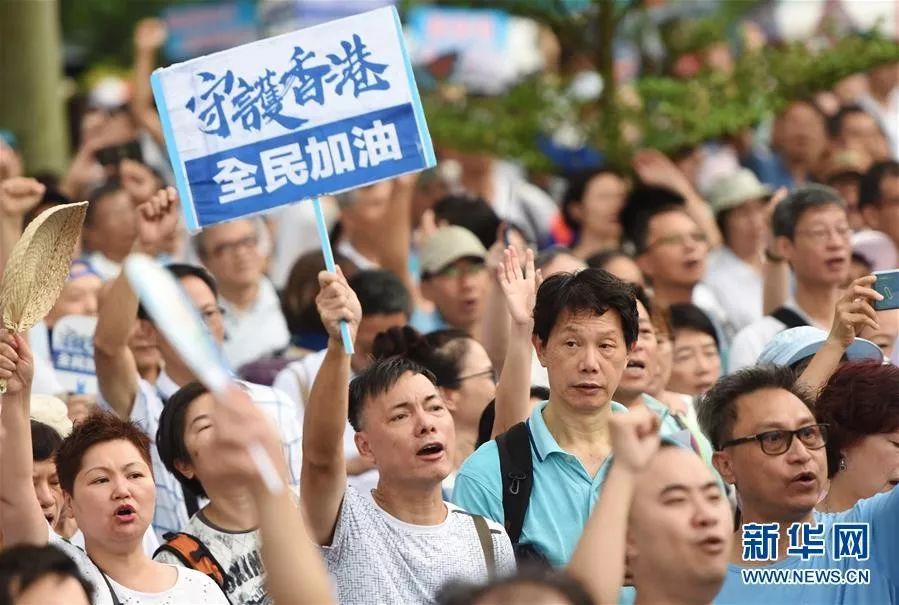 疫情下的暖心之举，香港政府发钱给市民的经济与民生意义