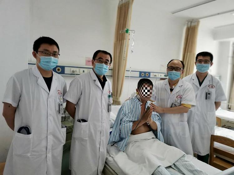 教程辅助“炫酷众娱怎么开挂!详细分享装挂步骤