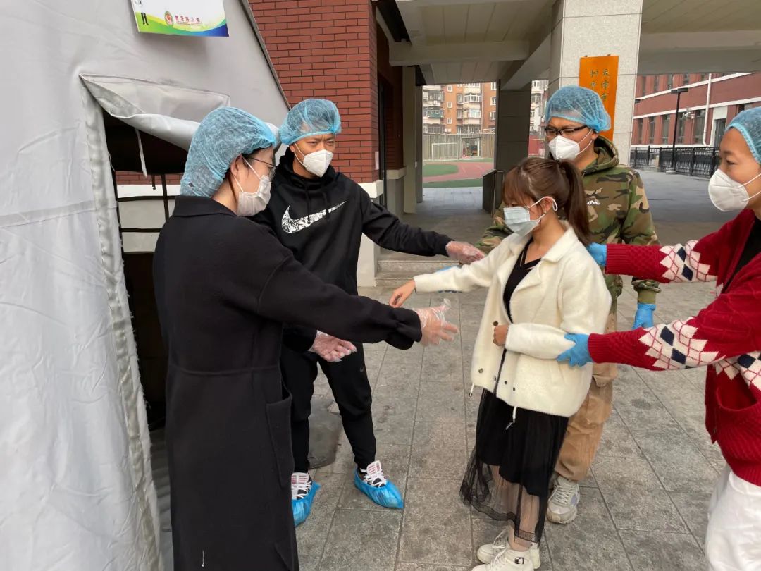 郑州大学常态化疫情防控，筑牢校园安全防线，护航师生健康未来